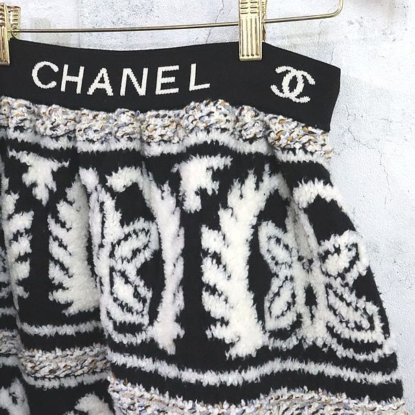 シャネル CHANEL ノルディック柄ココマーク ひざ丈ニットスカート 白×黒 P 62586 size 36 17947