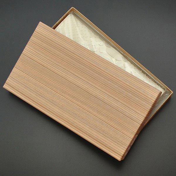 新品未使用】長財布 メンズ 二つ折り 小銭入れなし 錦蛇無双束入れ