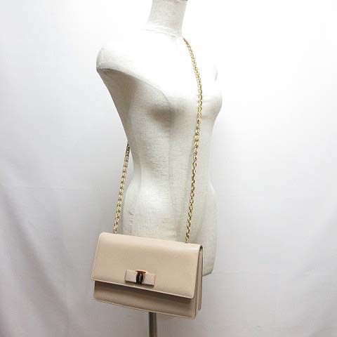 美品✨サルヴァトーレフェラガモ✨スマホショルダー　チェーン　ブルー　ゴールド 美品✨サルヴァトーレフェラガモ✨スマホショルダー チェーン ブルー