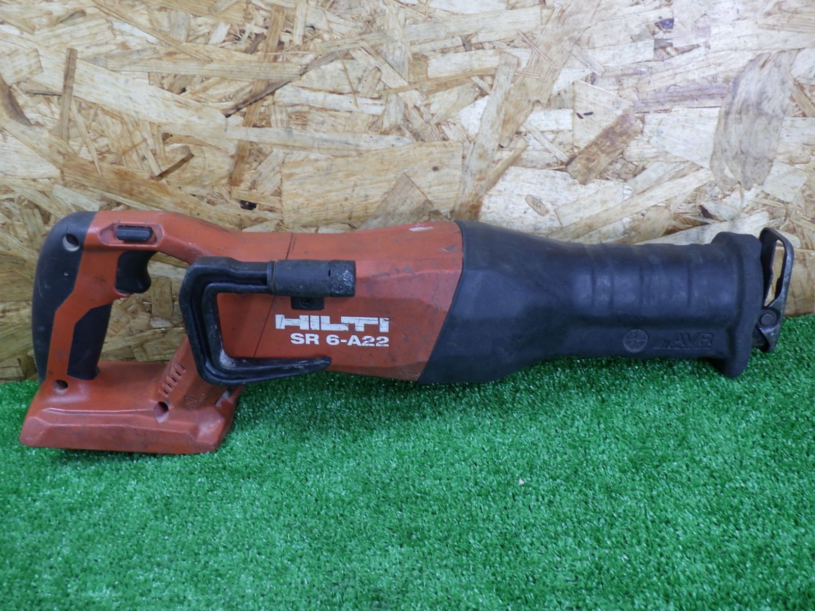 通電 のみ ヒルティ 22 V 充電式 レシプロソー SR 6-A 動きます 軸ブレ等は未 修理やパーツ取りに 電動工具 HILTI 品