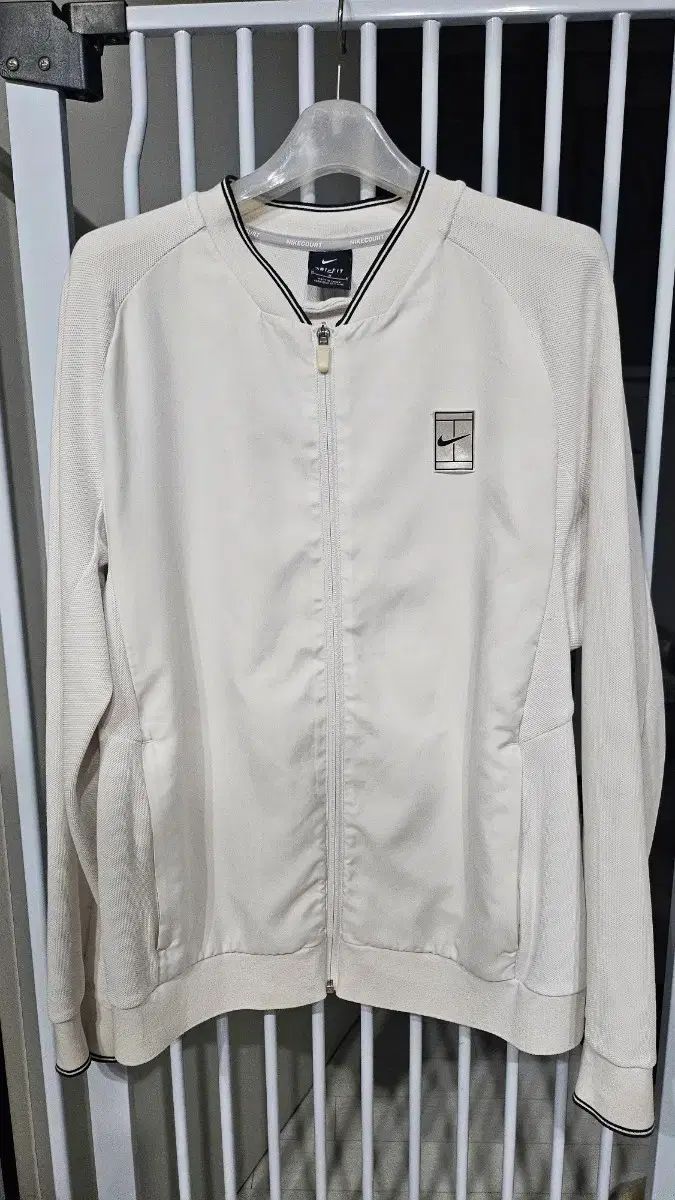 ナイキ コート ドライフィット ジャケット M 100