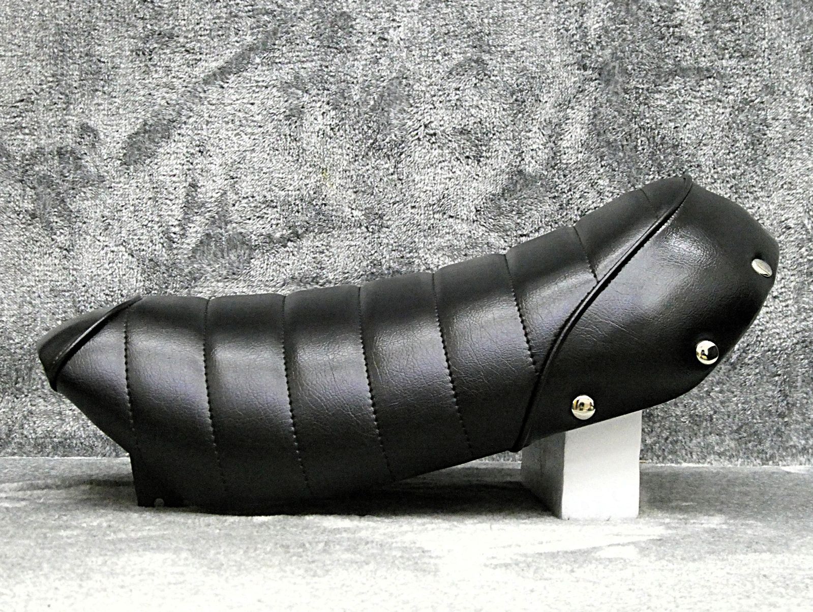 モンキー125 鋲打ち 黒皮 タックロールシート /完成品BLACKブラック