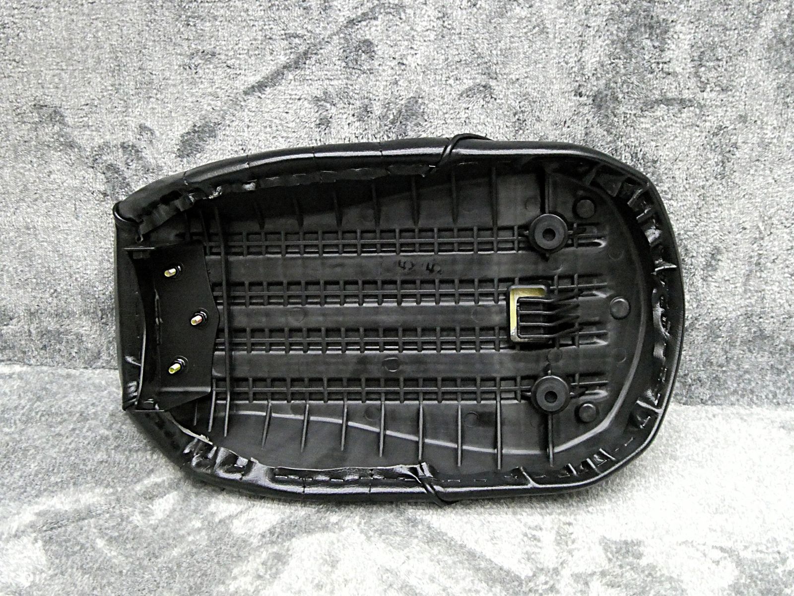 モンキー125 黒皮 タックロールシート /完成品BLACKブラックJB02黒JB03