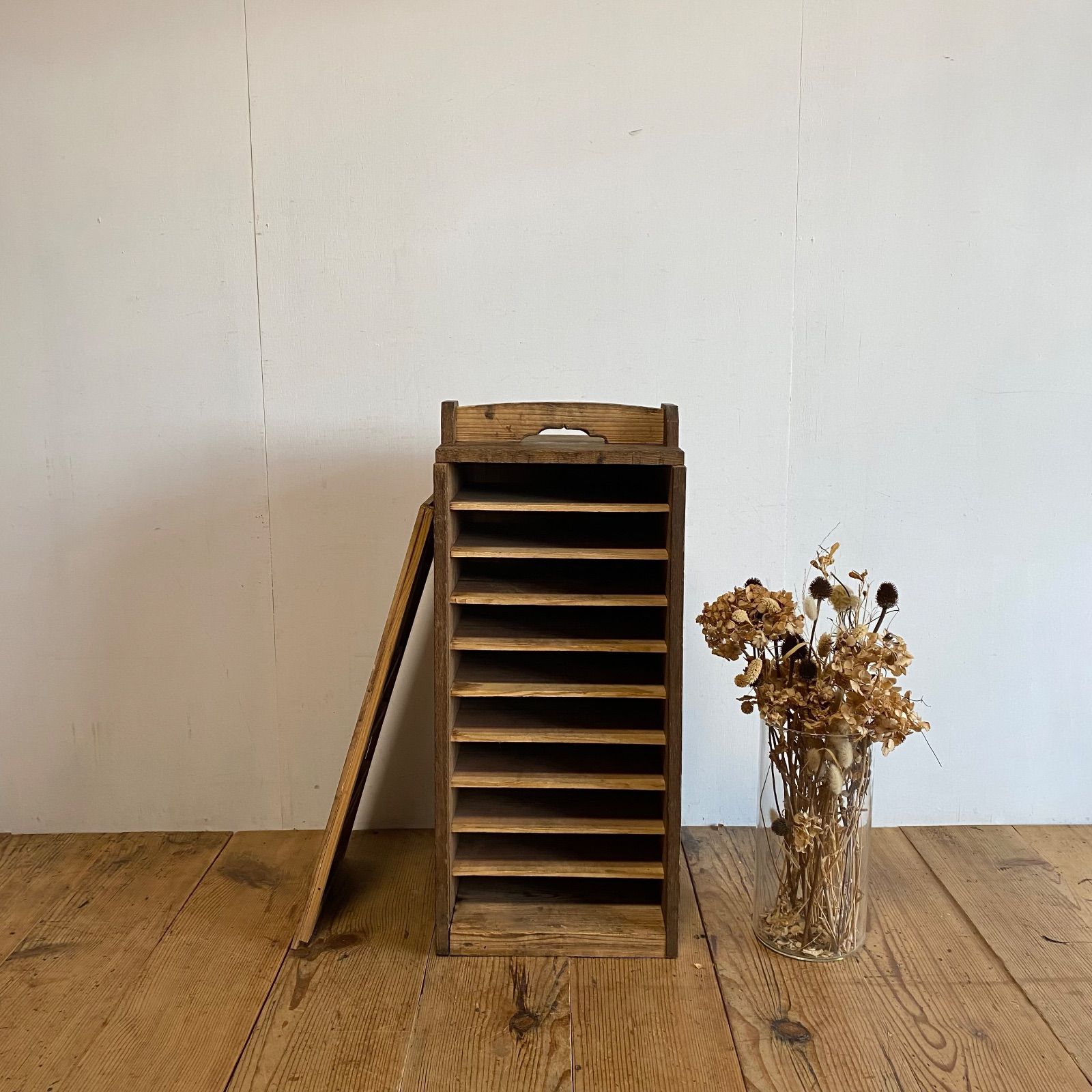 アンティーク 仕切り棚 チェスト 食器棚 書類棚 無垢材 無塗装 y387