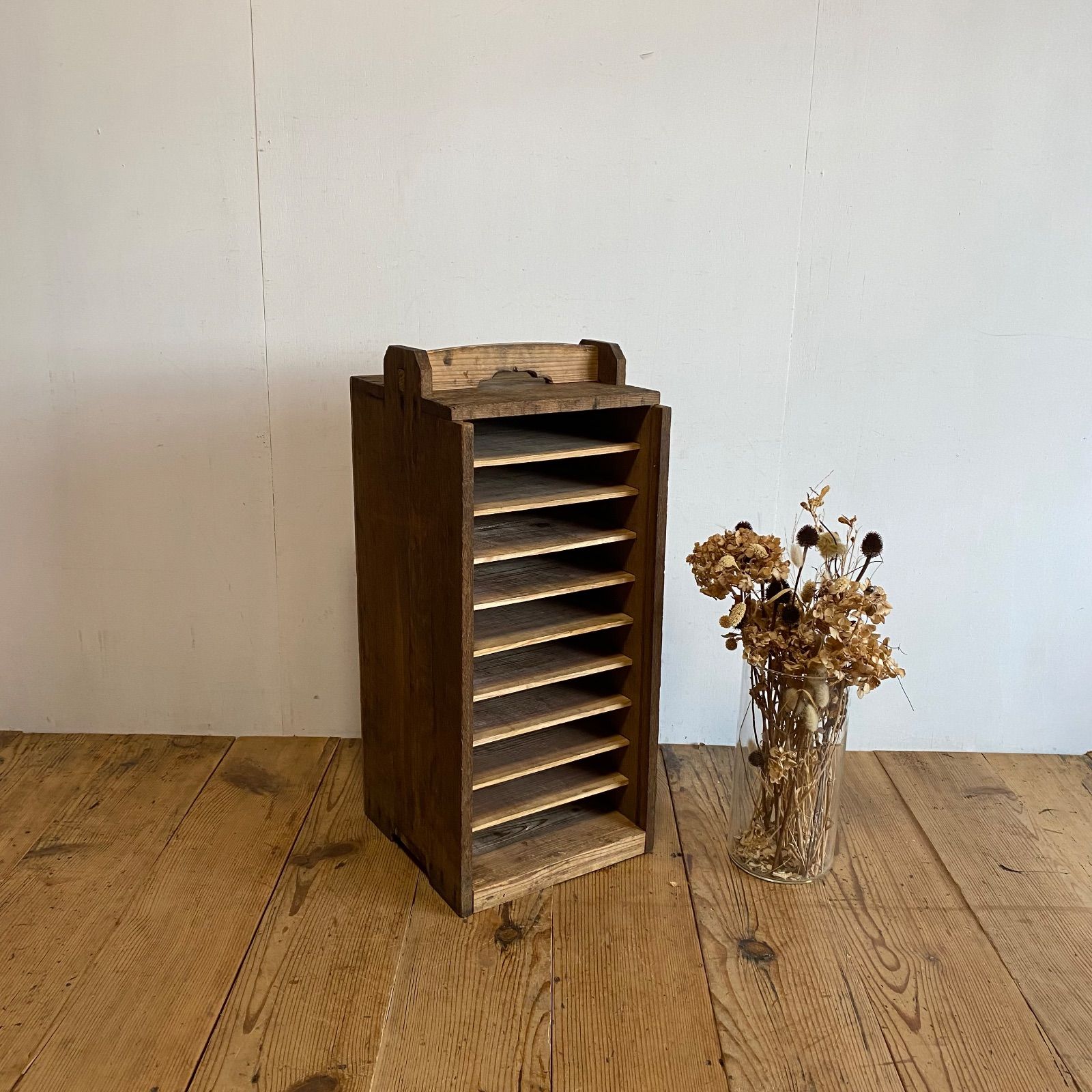 アンティーク 仕切り棚 チェスト 食器棚 書類棚 無垢材 無塗装 y387