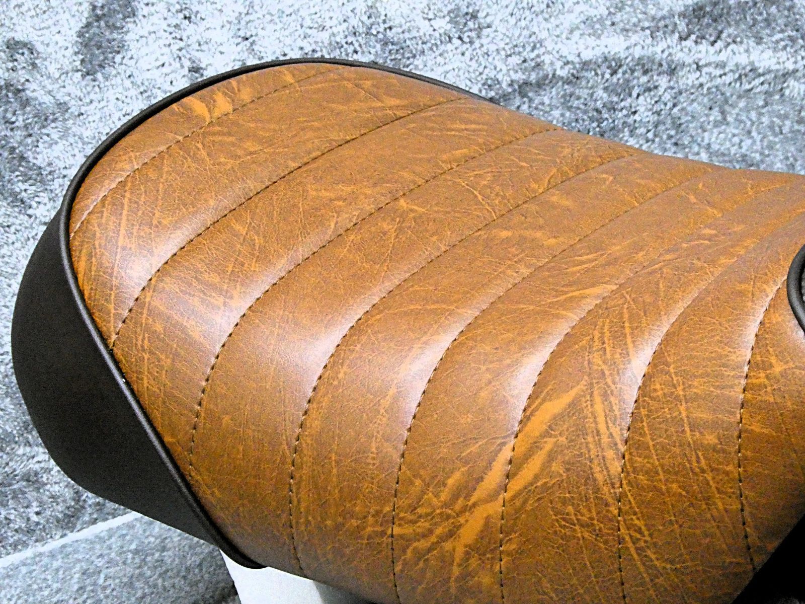 モンキー125 茶ツートン タックロールシート /完成品BROWNブラウンJB02