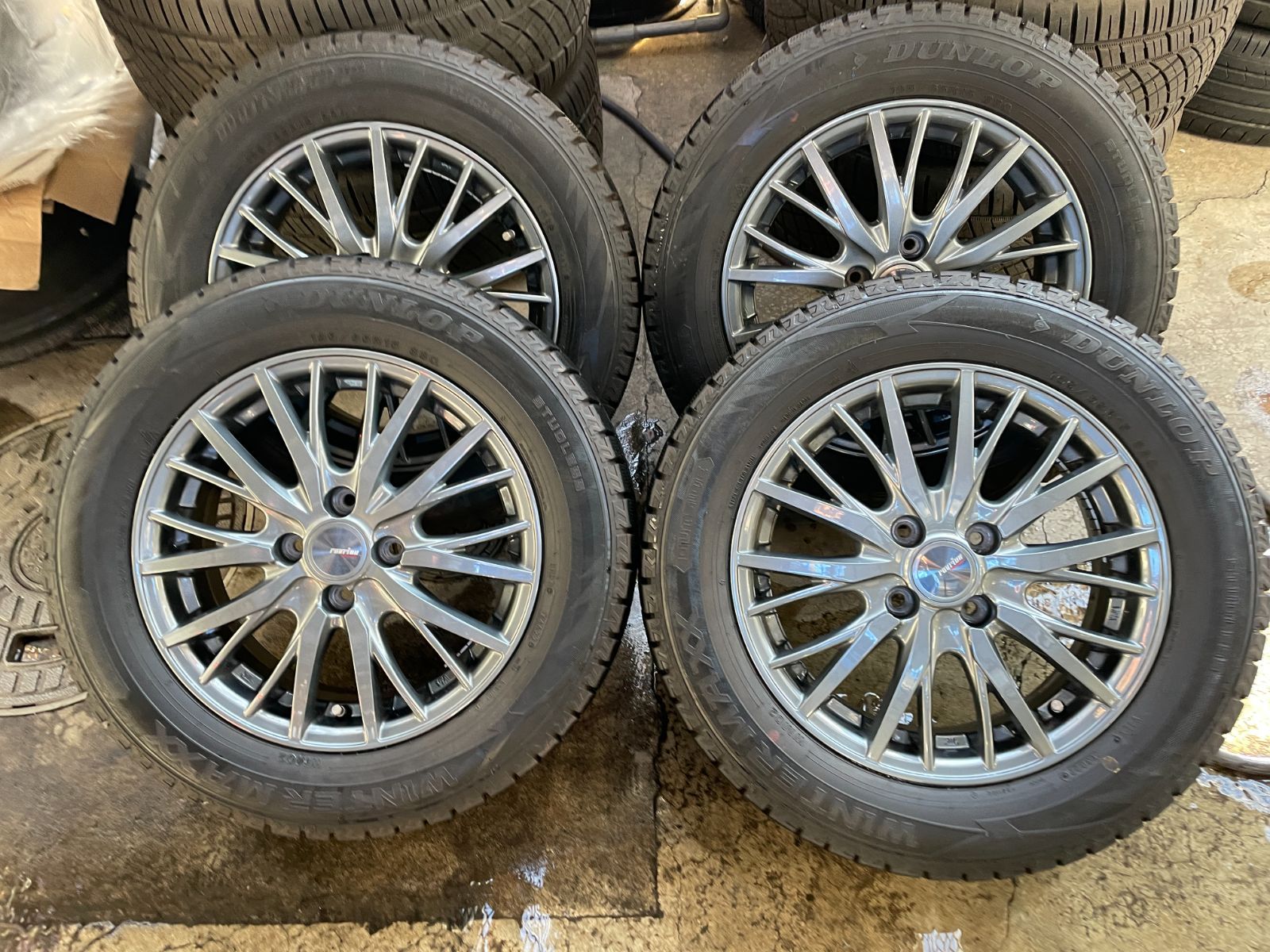 WEDS RAVRION アルミホイール 15インチ 5 J 42 PCD 100 4 H＆スタッドレス WINTER MAXX WM 02 185 65 R 15 品 4本セット 菅77