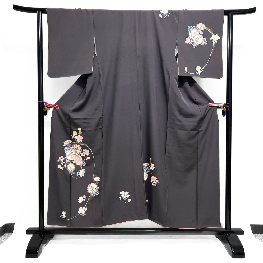 付け下げ 菊花 百合 金駒刺繍 金彩 紋無し 着物 123 b d ms