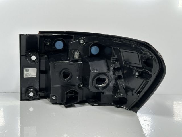 美品 トヨタ純正 ライズ A210A 左 テールランプ 8156-B1170 車 美品/低走行 ライズ A200A A210A ロッキー A200S A210S 純正 左