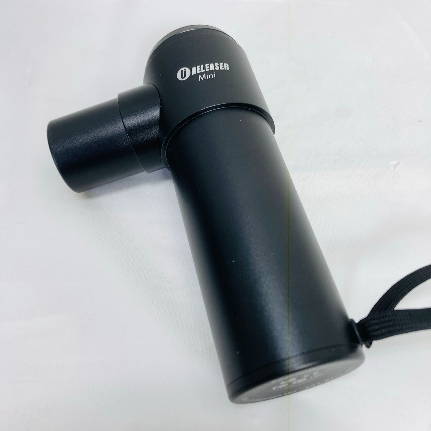 uFit RELEASER Mini ハンディマッサージガン 動作品
