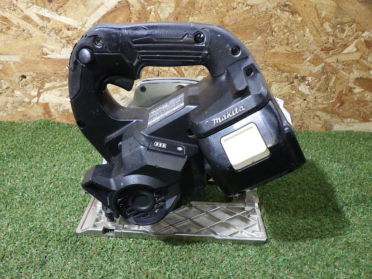  マキタ 125 mm充電式マルノコ HS 474 D 18 V コードレス 電動工具 バッテリー付 ひび割れ補修あり Makita 品 発送 マルノコ 切断工具 切断機