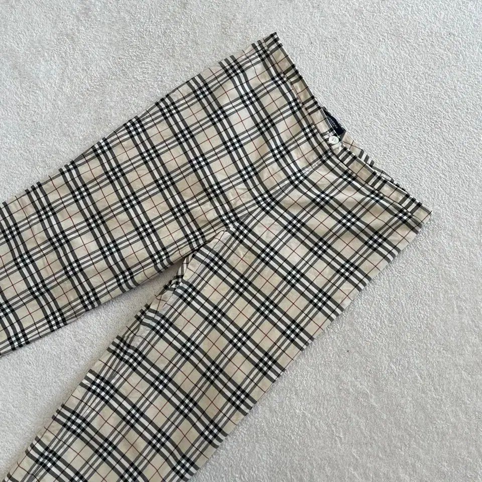 チェックノバ ズボン