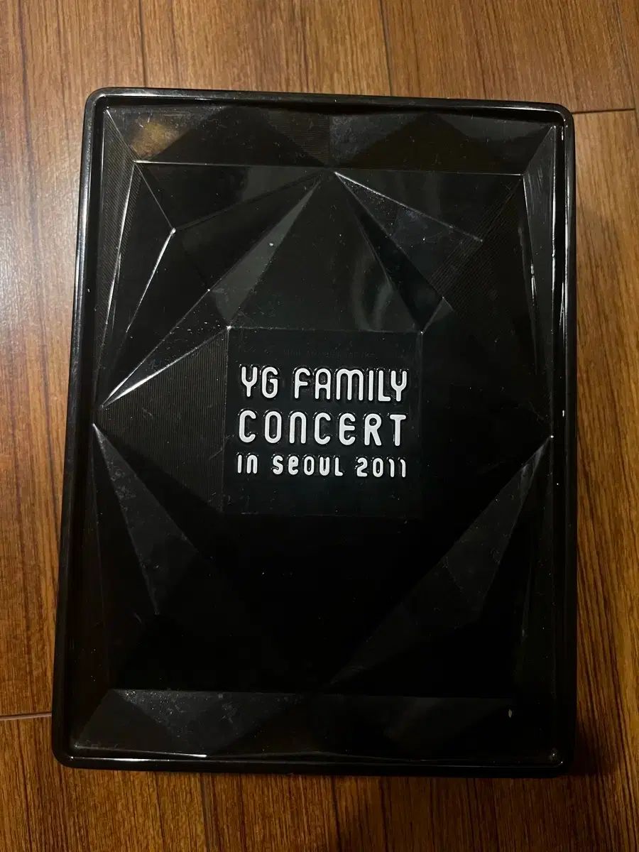 ワイジファム コンサート 2011 DVD 2 誰でも BIGBANG ビッグバン yg family
