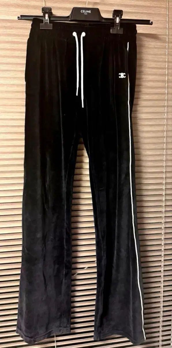 セリーヌ 23 fw トリオンフ ツアーベルベット トラック パンツ