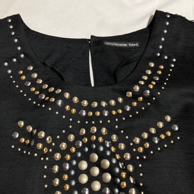  VIVIENNE TAM カットソー 長袖 トップス クルーネック バックボタン 無地 ラインストーン ビジュー 古着 その他 トップス