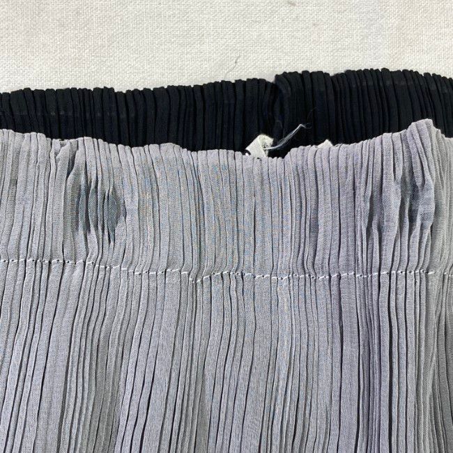  ISSEY MIYAKE スカート ヘムスカート ロング丈 レイヤード風 無地 ウエストゴム プリーツ ストレッチ ドメスティック 古着 その他 ロングスカート