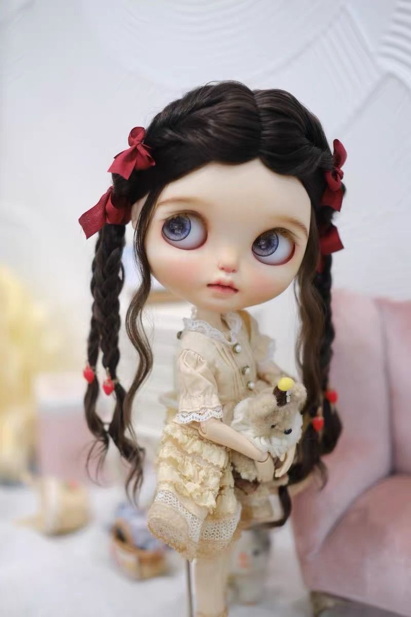 倉庫整理 品 ブライス ウィッグ モヘアウィッグ 海外作家 ブラック レッド ホリデー