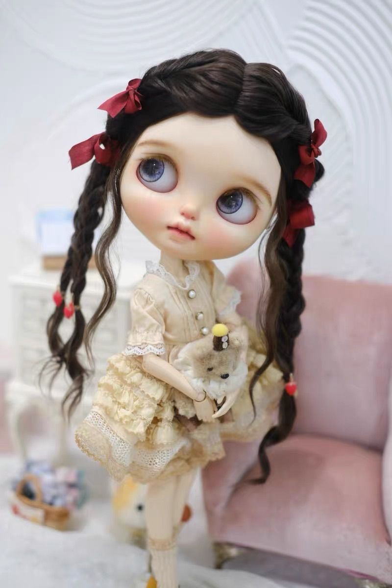 倉庫整理 品 ブライス ウィッグ モヘアウィッグ 海外作家 ブラック レッド ホリデー