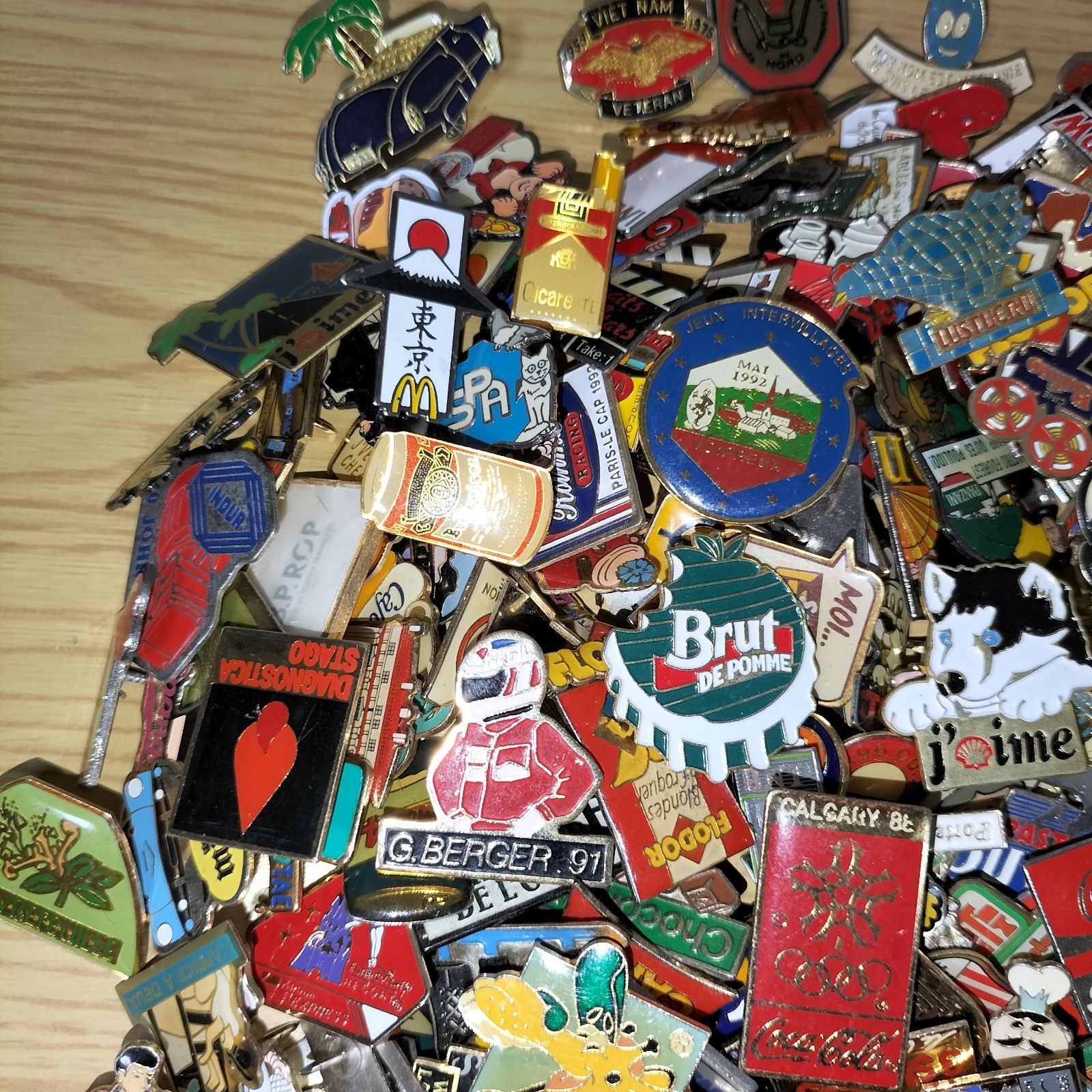 ピンバッジ セット フランス雑貨 ピンズ ヴィンテージ ピンバッチ AH 4-200-1218-1