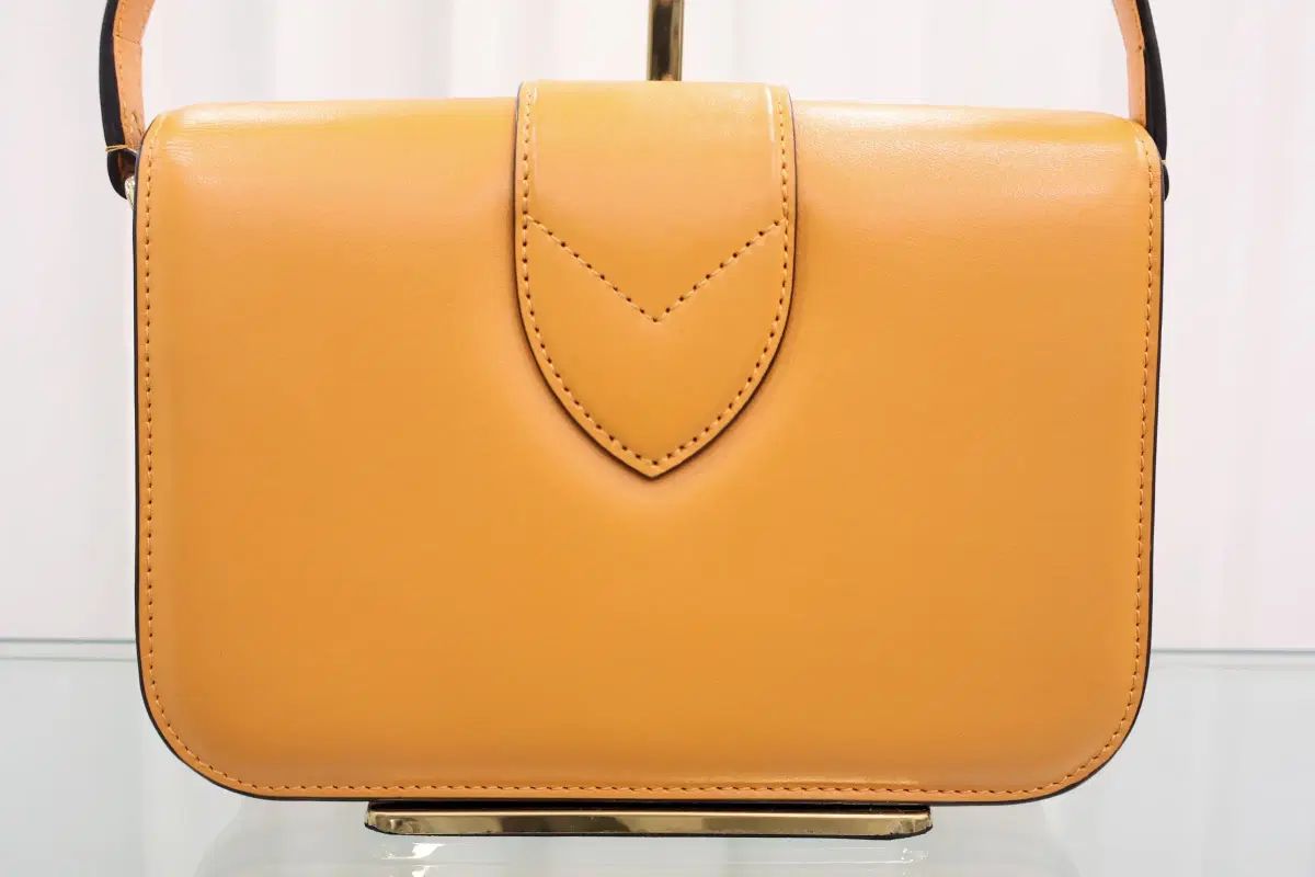 ルイヴィトン LV ポンヌフ ショルダーバッグ クロスバック M 55946 デパート