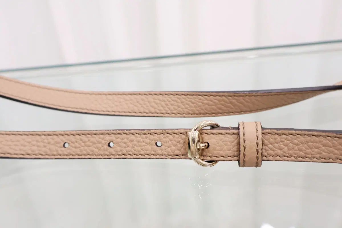 ショルダーバッグ