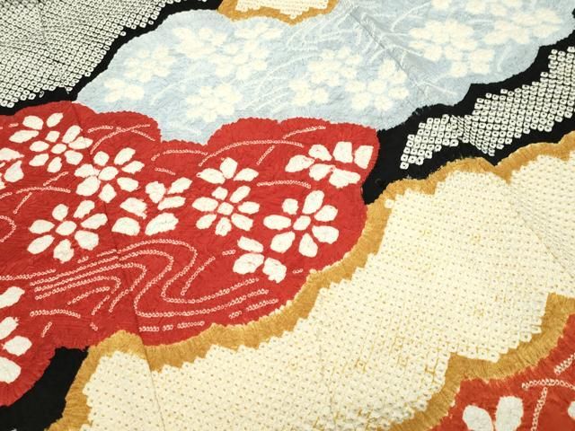 雲重ね流水花文 正絹