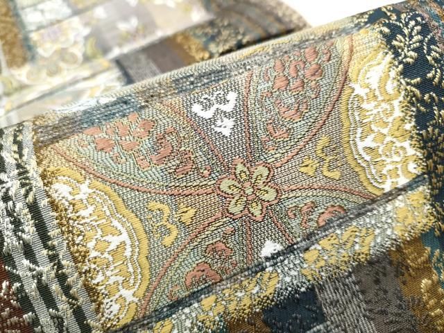 六通柄袋帯 唐織