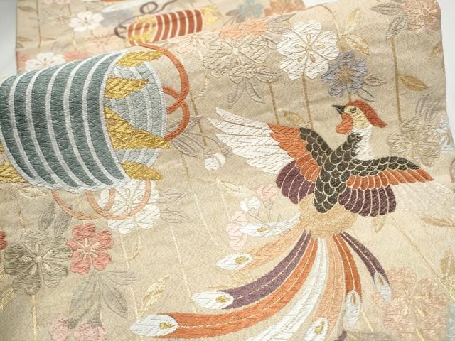 六通柄袋帯 唐織