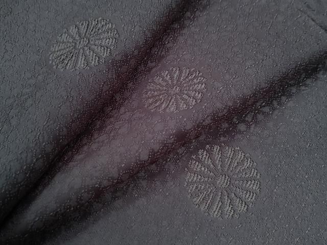 平和屋着物 上質な色無地 菊花地紋 黒橡色 正絹 yc