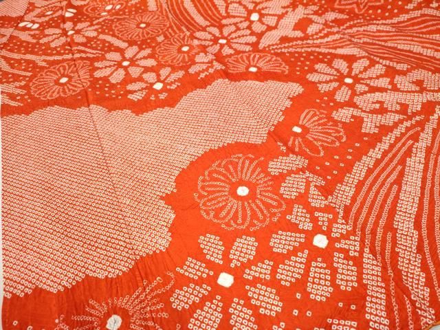 総絞り 立波舞花文