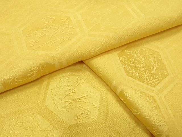 平和屋着物 上質な色無地 亀甲草花地紋 黄支色 ロング丈 正絹 gh