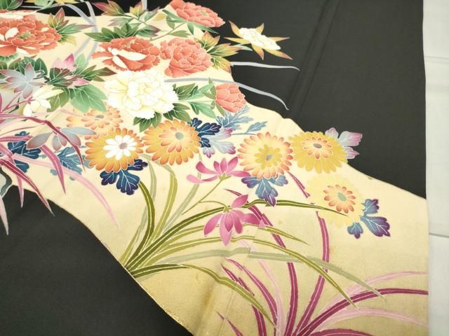 豪華黒留袖 尾長鳥草花文