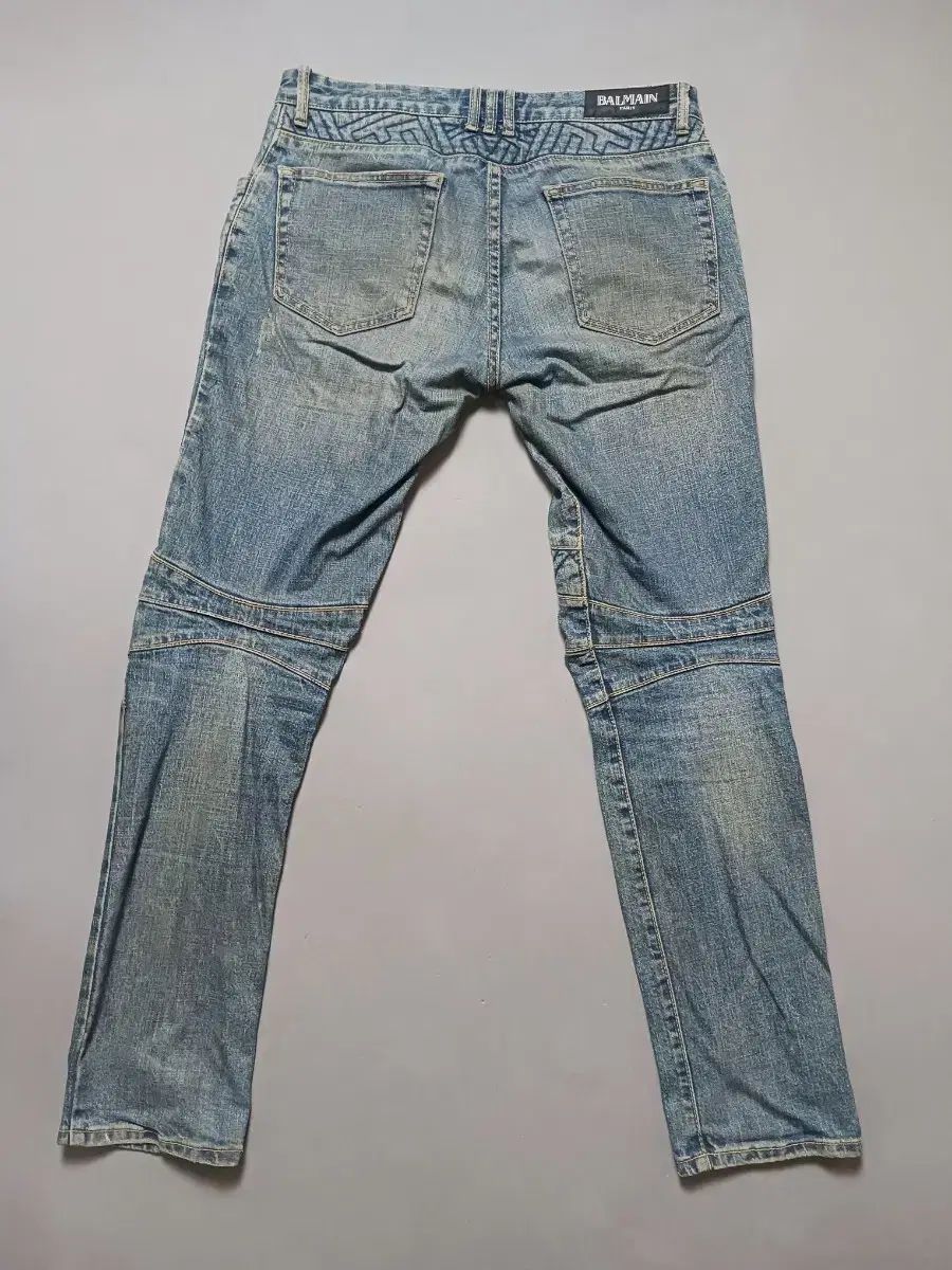 BALMAIN PARIS バイカーデニム　32 32 BALMAIN バルマン ヴィンテージ ウォッシュ バイカーデニム デニム