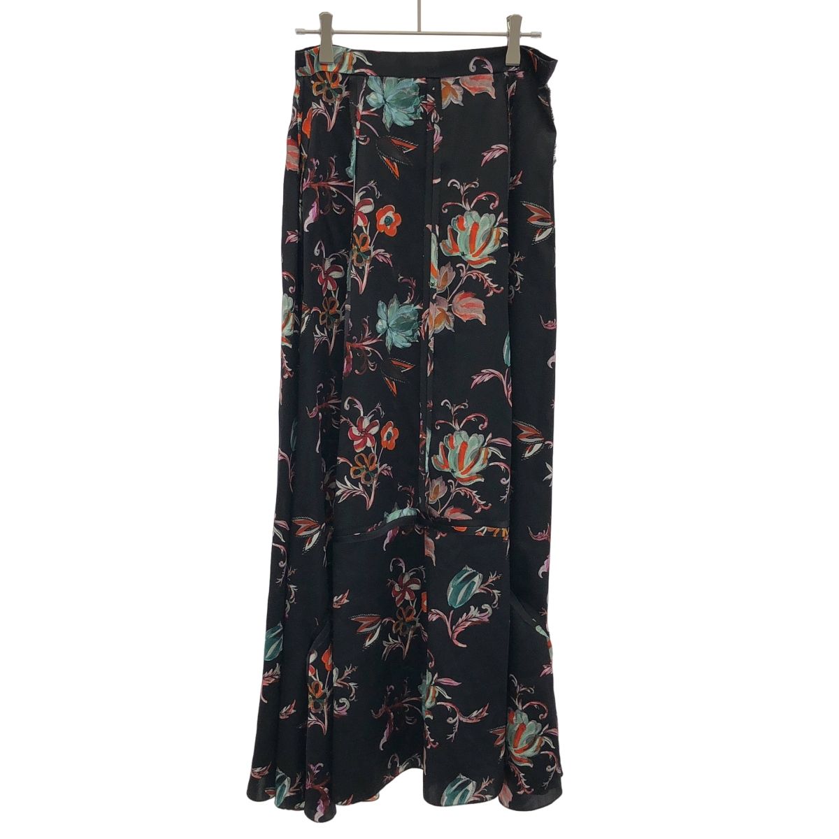 NINA RICCI ニナリッチ SAMPLE フラワーサテンスカート ブラック