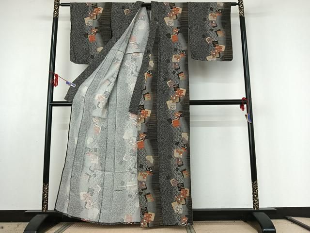 単衣 色紙重ね花文