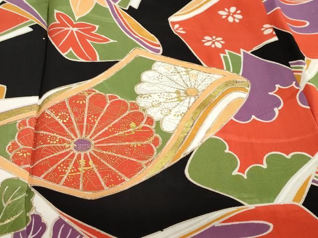 誰が袖草花文 黒地