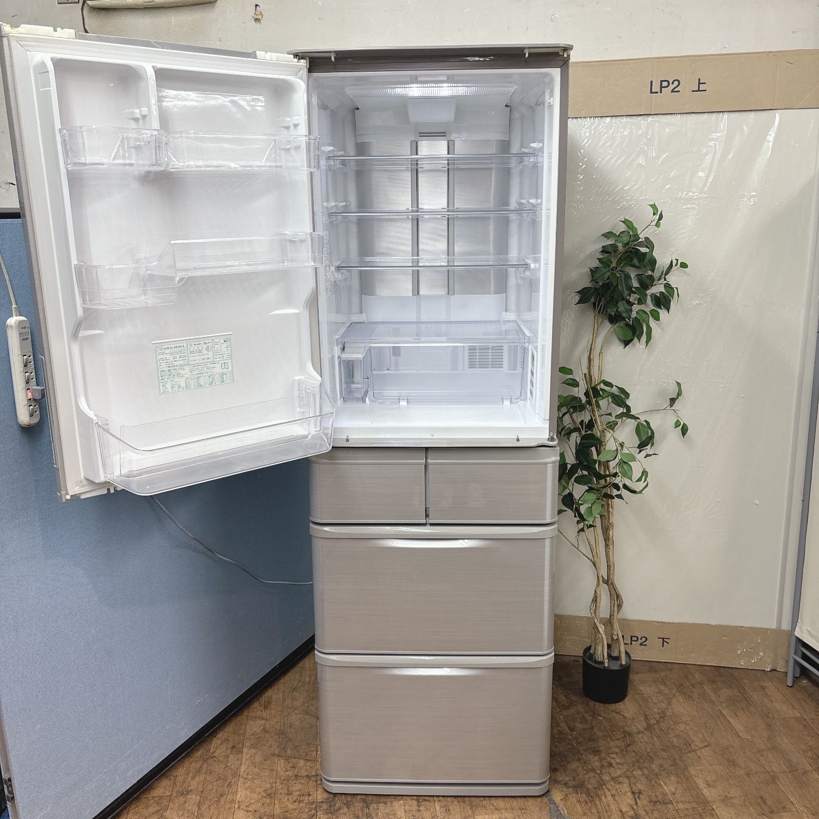 送料込 SHARP 冷蔵庫 どっちもドア プラズマクラスター搭載 412L I581 🌈 名古屋市近郊配送設置無料！ どっちもドア！ SHARP 冷蔵庫