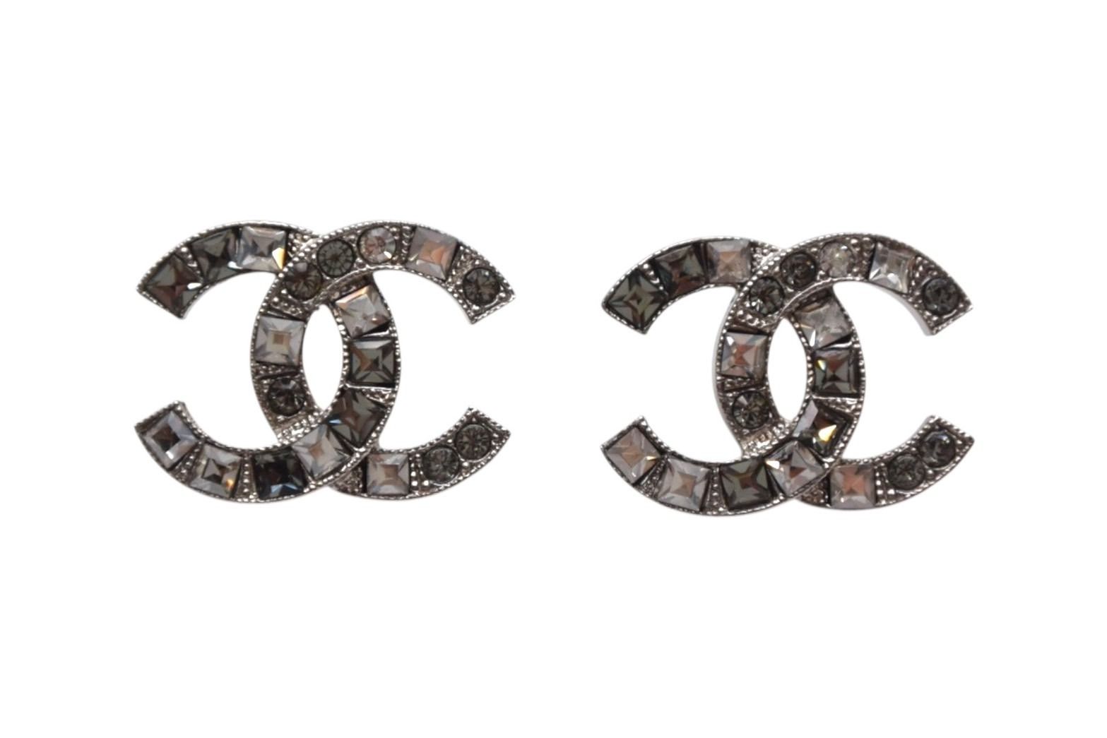 CHANEL シャネル ココマーク ピアス 重量約3.2 g 15 P刻印 メタル ラインストーン シルバー クリア 両耳用 4 b 001983