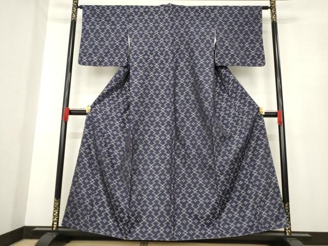 平和屋着物 本場琉球絣 紬 松皮菱文 正絹 ck