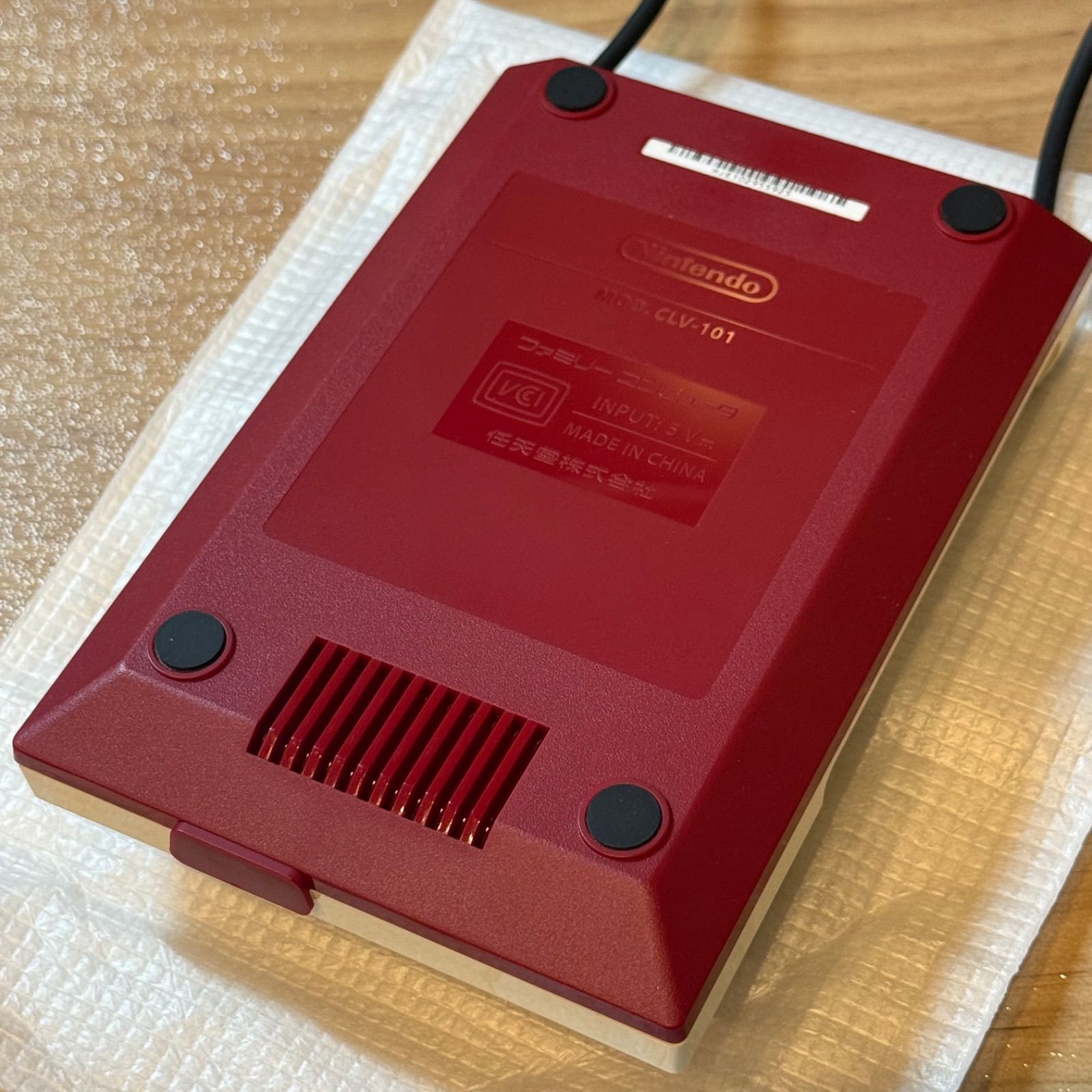 12-048 ニンテンドークラシックミニ ファミリーコンピュータ 箱付き