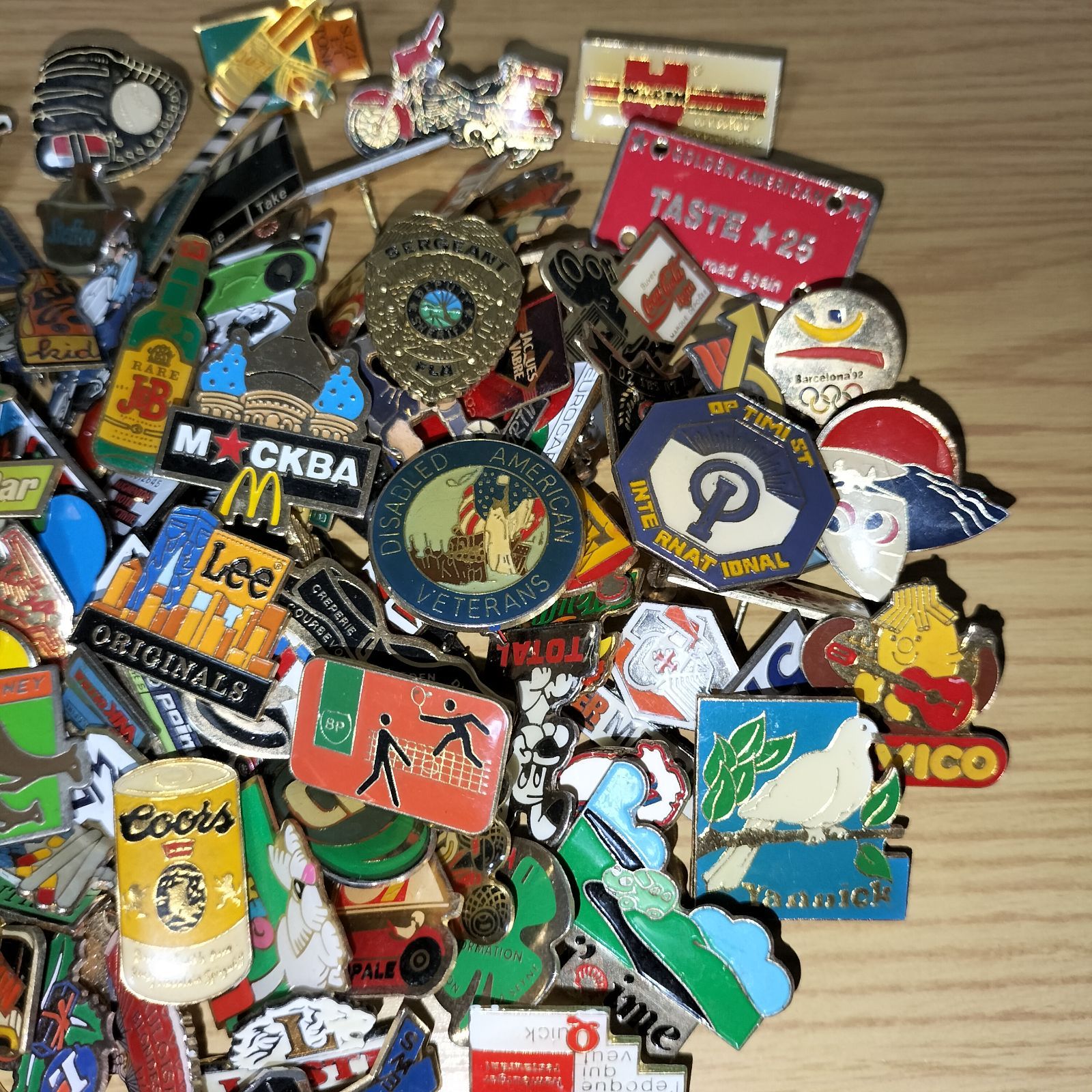 ピンバッジ 100個セット フランス雑貨 まとめ売り ピンズ ヴィンテージ