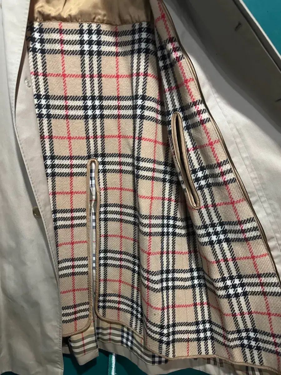 バーバリー ノヴァチェック トレンチコート ベージュ 100サイズ