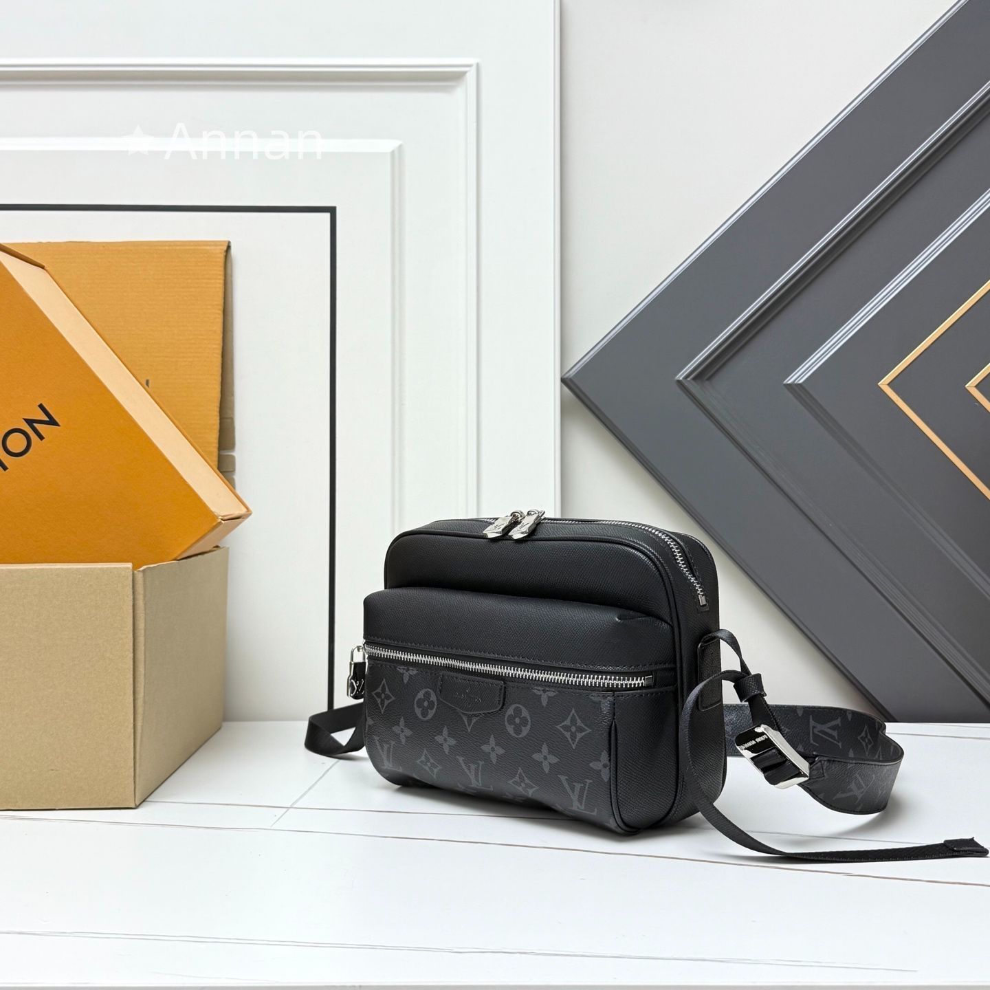 LOUISVUITTON ルイヴィトン タイガラマ エプリクスメッセンジャーPM ルイヴィトン LOUIS VUITTON ショルダーバッグ 人気モデル 送料無料