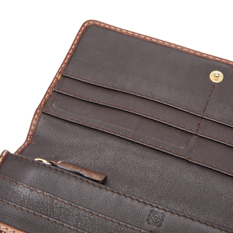 ロエベ アナグラム