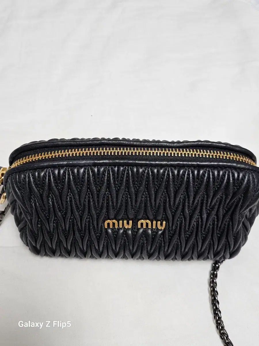  ミュウミュウ マトラッセ ブラック チェーンバッグ メッセンジャーバッグ ショルダーバッグ