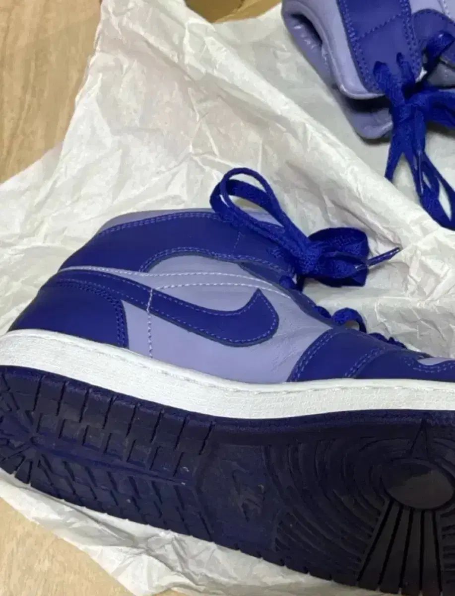  ナイキ エア ジョーダン1 パープル 白 250 シューズ(男性用) バスケットボール