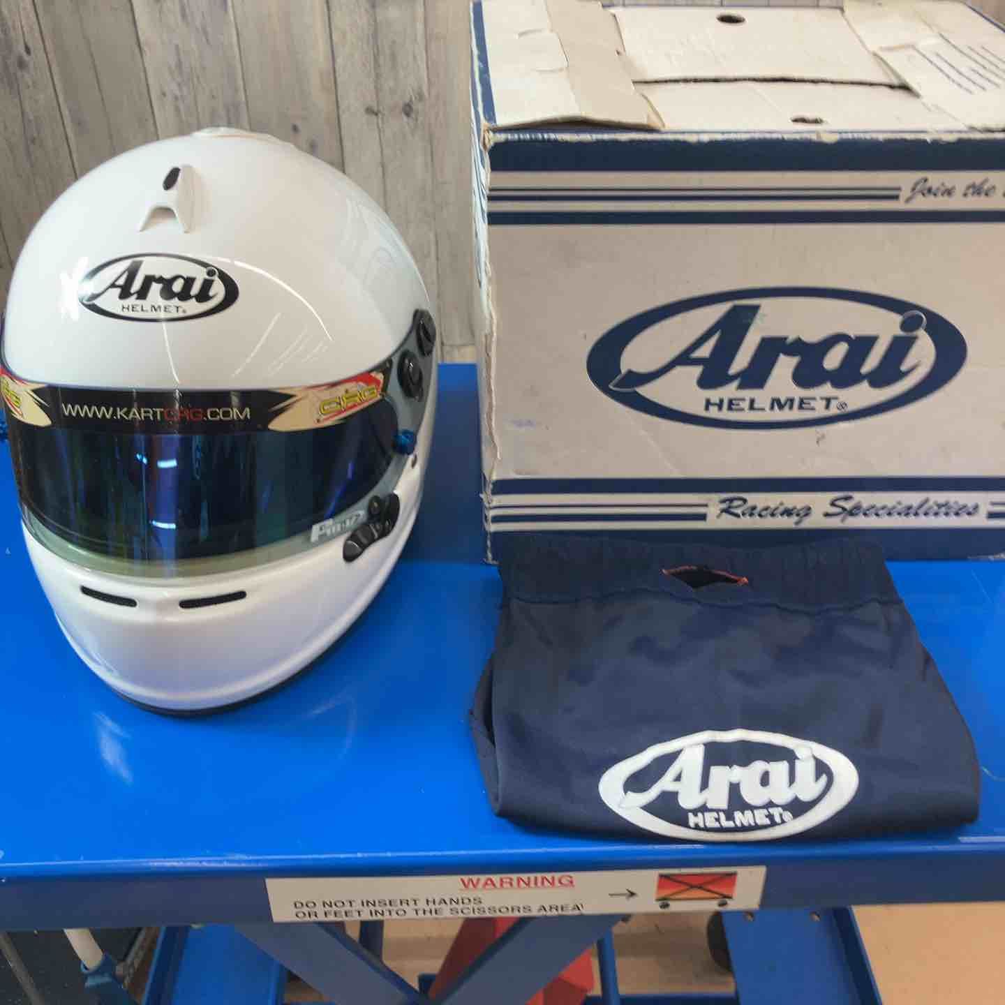 ARAI ヘルメット 美品 【公式ショッピングサイト】