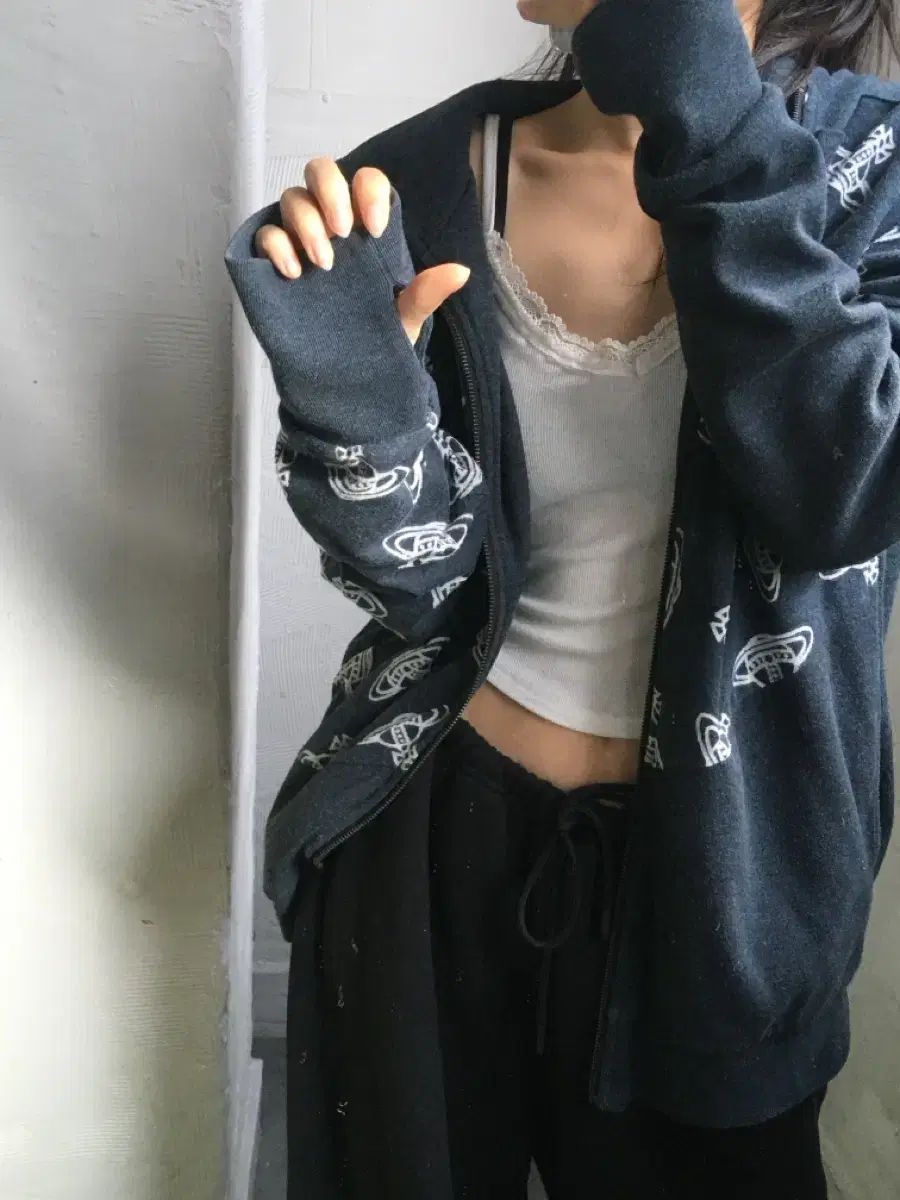 Vivienne Westwood ヴィヴィアン ウエストウッド ネイビー ロゴ フーディー ジップアップ