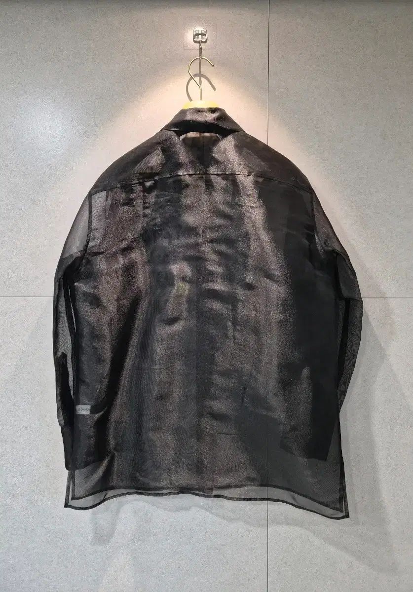 ブランド イヴ サンローラン レディース シースルー シャツ ブラウス グッチ ディオール バッグ 財布 クラッチバッグ