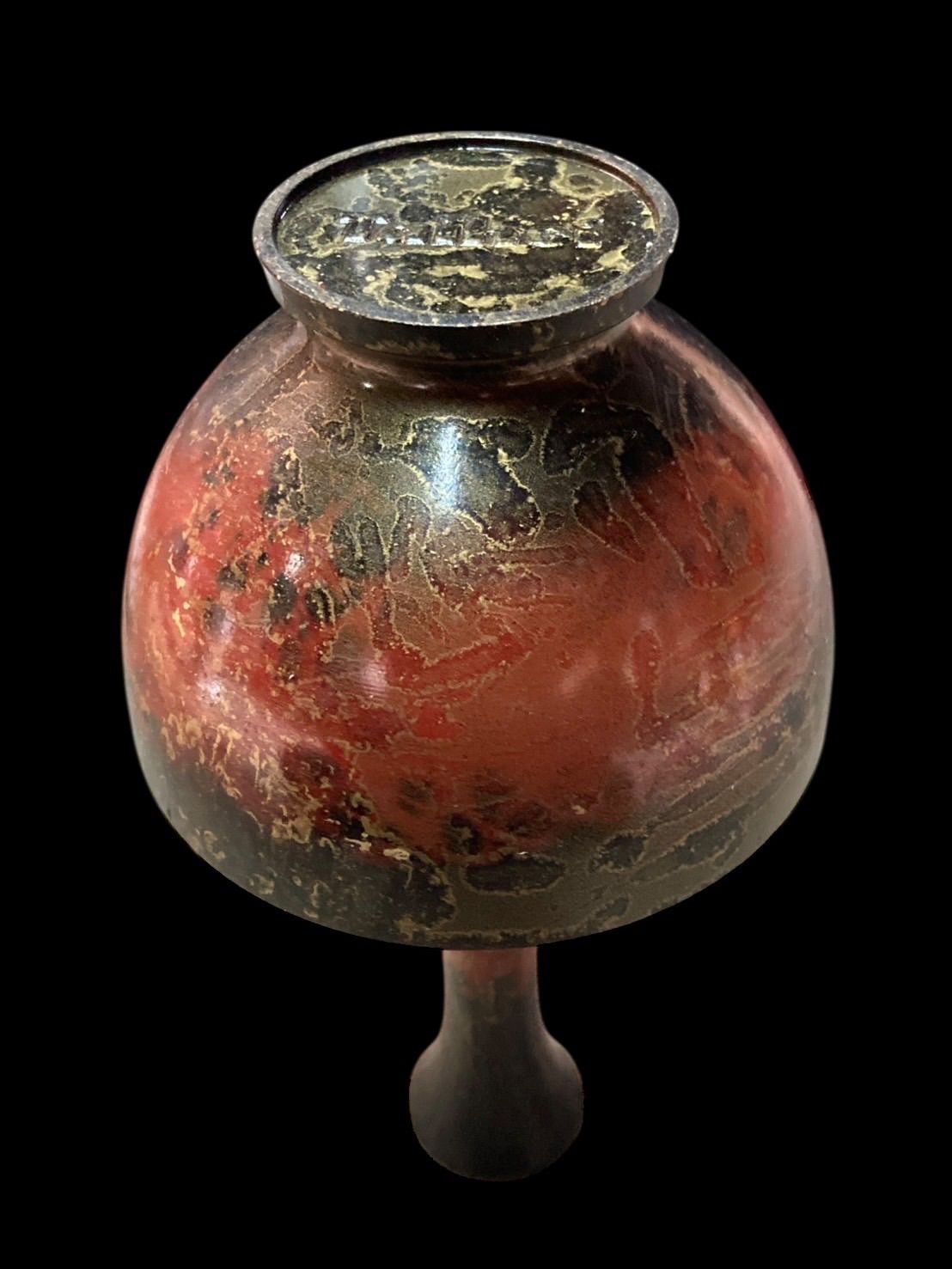 希少 銅製 花瓶 伝統的 赤 黒 金 色 銅器 壺 特徴的 金属製 刻印